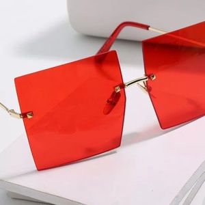 Red Rimless Sunglasses☀︎︎